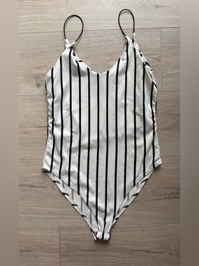 gaze Black & White Vertical Stripe V-Neck Cami Bodysuit